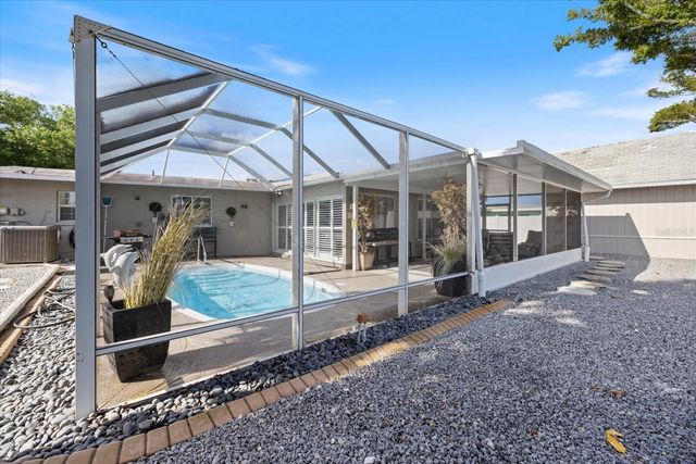 117 AURORA STREET E, Venice, FL 34285