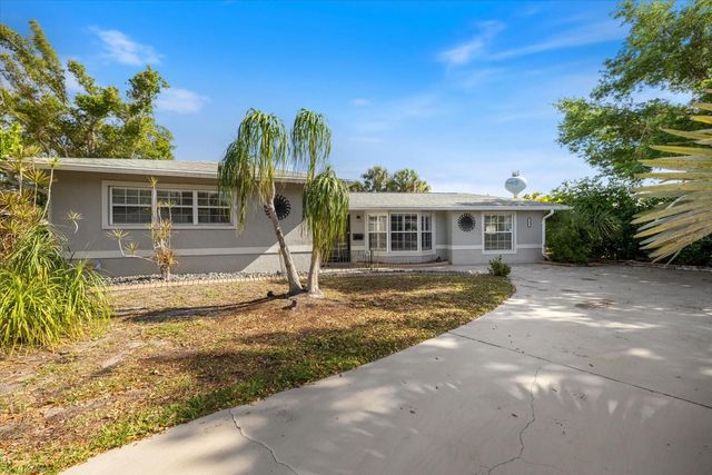 117 AURORA STREET E, Venice, FL 34285