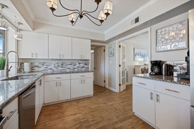 117 AURORA STREET E, Venice, FL 34285