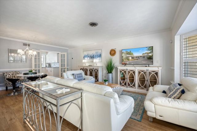 117 AURORA STREET E, Venice, FL 34285