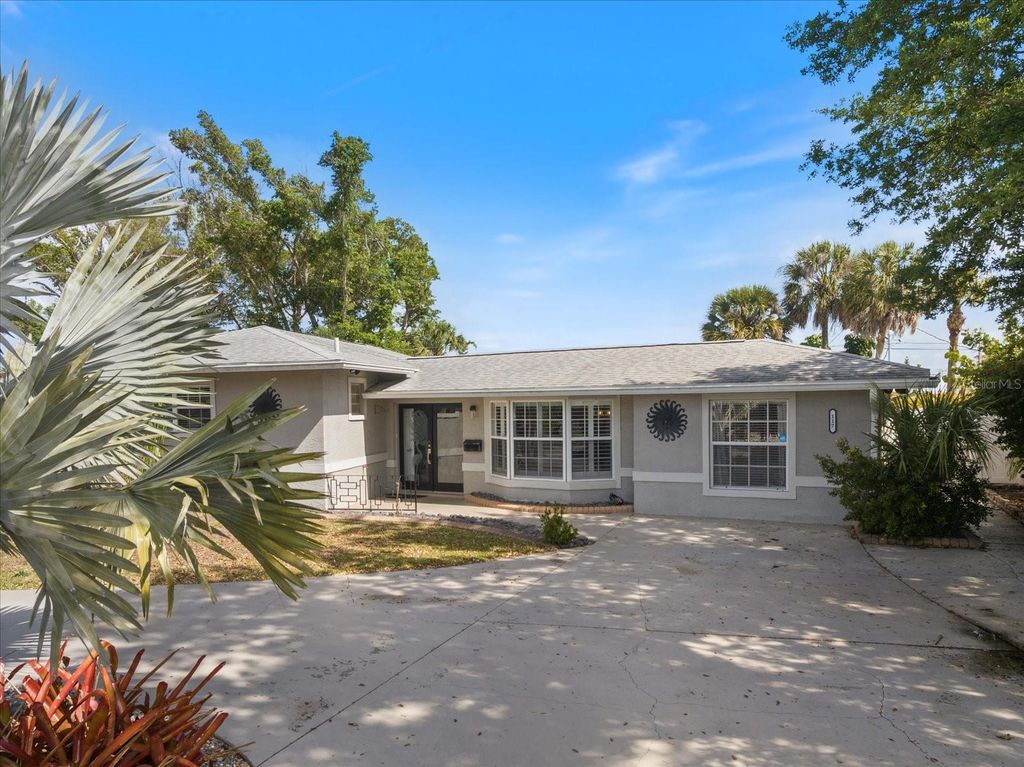 117 AURORA STREET E, Venice, FL 34285