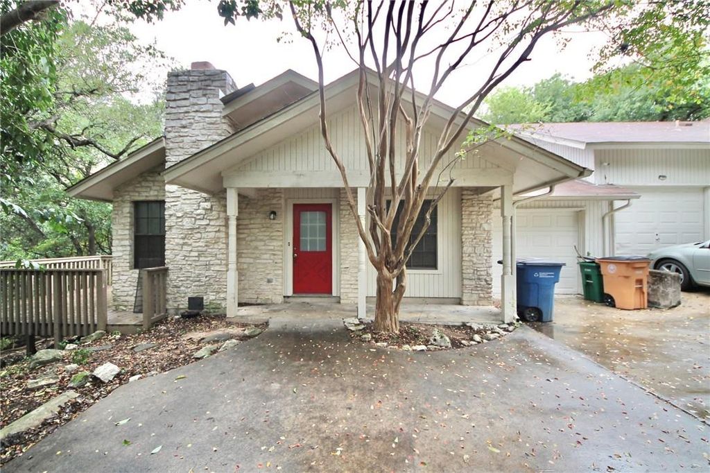 6710 Hart LN B, Austin, TX 78731