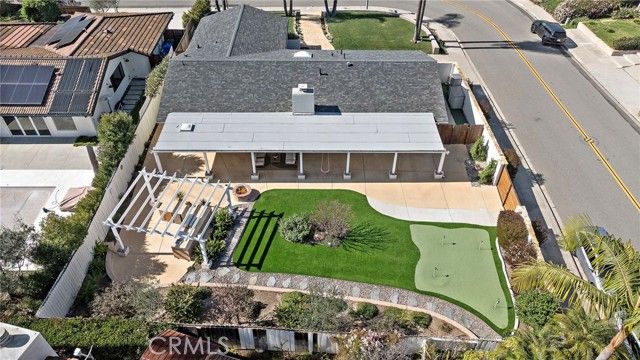 7722 Anillo Way, Carlsbad, CA 92009