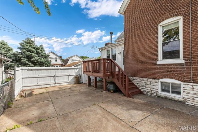 4230 S 37th Street, St Louis, MO 63116