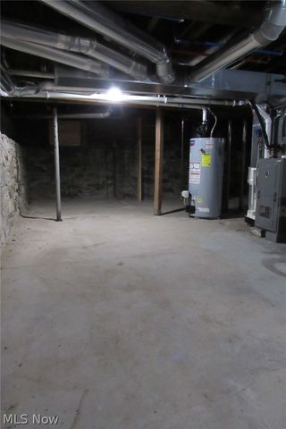 216 S Eagle Street, Geneva, OH 44041