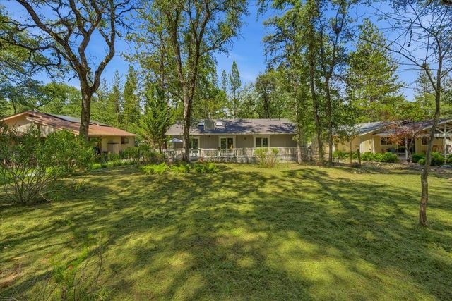 19555 Chaparral Cir, Penn Valley, CA 95946