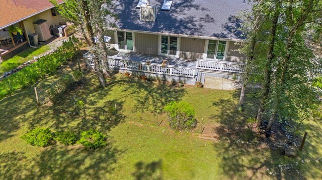 19555 Chaparral Cir, Penn Valley, CA 95946