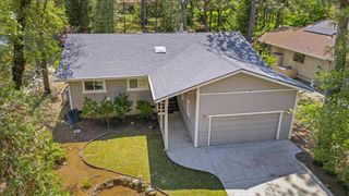 19555 Chaparral Cir, Penn Valley, CA 95946