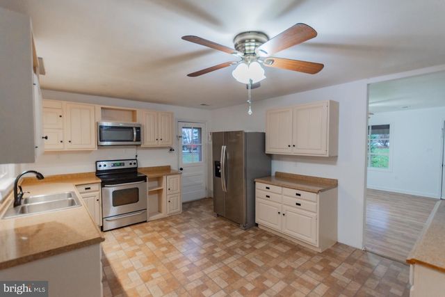 602 N. REYMANN ST, Ranson, WV 25438