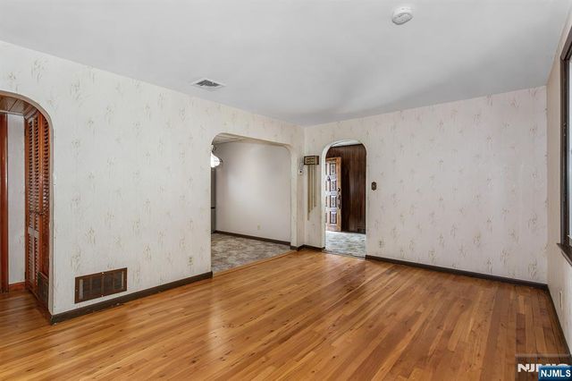 17 Obal Avenue, Elmwood Park, NJ 07407