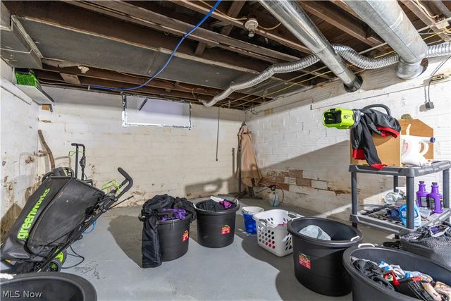 1421 Ferndale Road NW, Canton, OH 44709