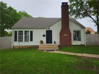 1123 S Liberty Street, Independence, MO 64050