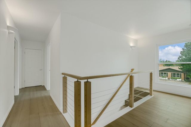 2605 Loyola LN, Austin, TX 78723