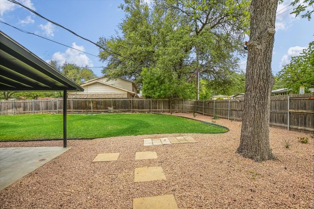 2605 Loyola LN, Austin, TX 78723
