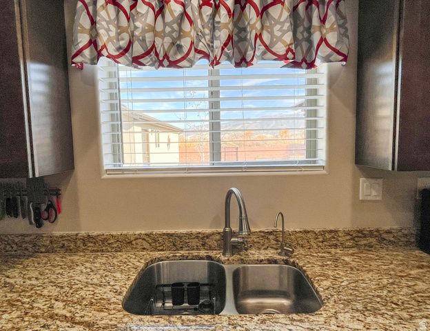 3678 N MONARCH DR, Cedar City, UT 84721