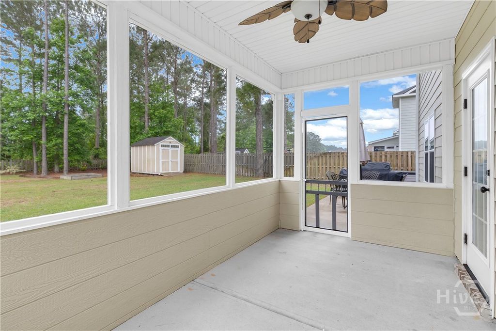 Image 34 of property listing at 275 Wicklow Drive, Richmond Hill, GA 31324