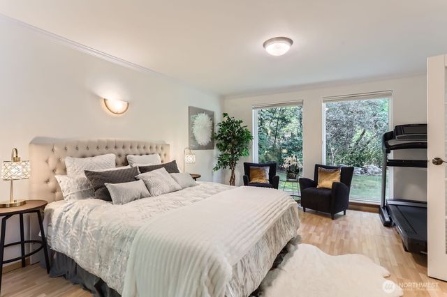 23732 NE 63rd Place S, Redmond, WA 98053