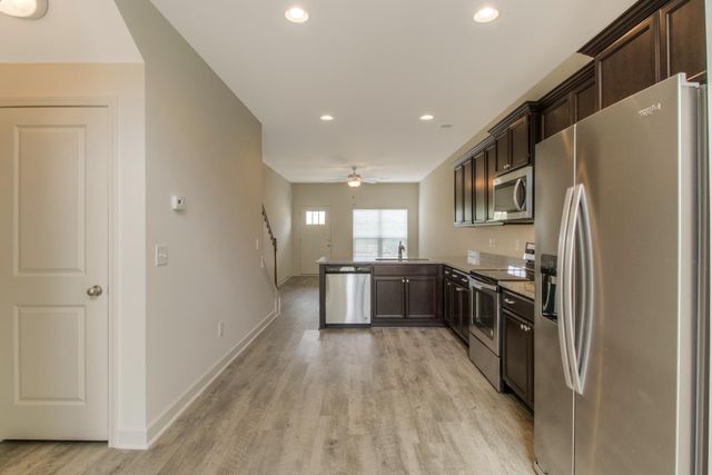 4427 Cross Keys Way, Murfreesboro, TN 37129