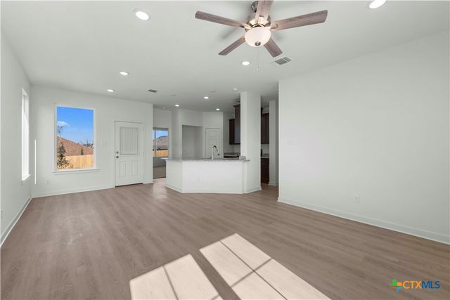 410 University Avenue, Troy, TX 76579