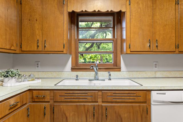 1505 Midway Road, Elloree, SC 29047