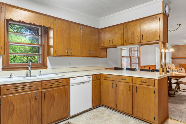 1505 Midway Road, Elloree, SC 29047