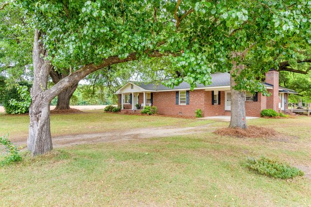 1505 Midway Road, Elloree, SC 29047