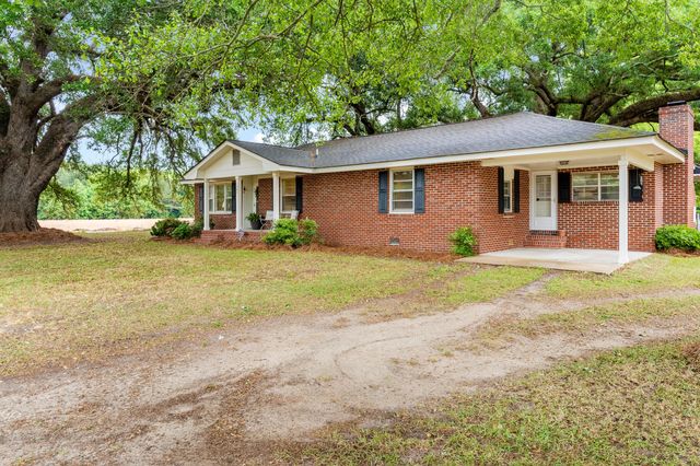 1505 Midway Road, Elloree, SC 29047
