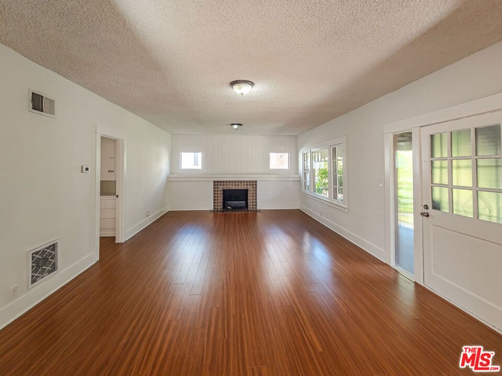 1315 Winchester Avenue, Glendale, CA 91201 — photo 4