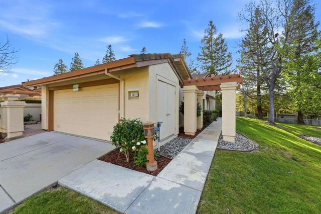 3319 Lake Albano Circle, San Jose, CA 95135