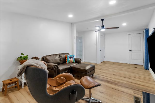 268 Lake Shadow Drive, Gun Barrel City, TX 75156