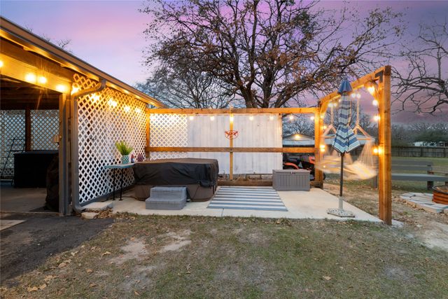 268 Lake Shadow Drive, Gun Barrel City, TX 75156