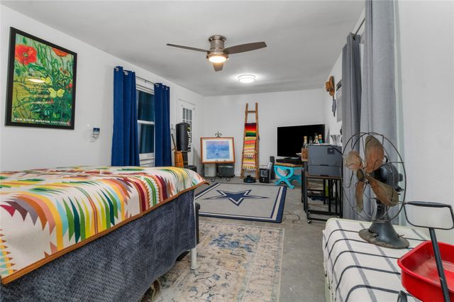 268 Lake Shadow Drive, Gun Barrel City, TX 75156