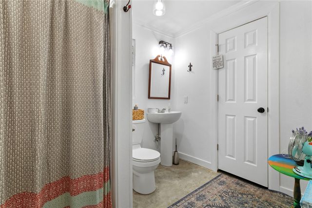 268 Lake Shadow Drive, Gun Barrel City, TX 75156