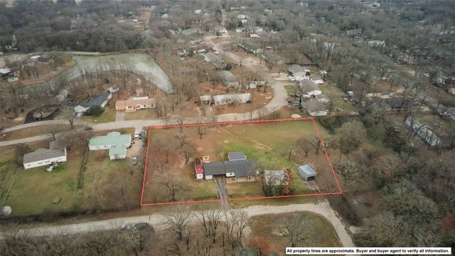 268 Lake Shadow Drive, Gun Barrel City, TX 75156