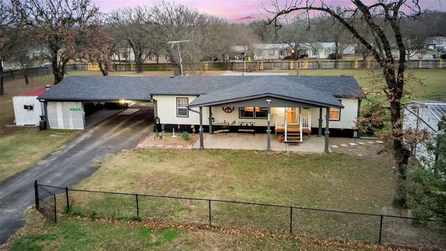 268 Lake Shadow Drive, Gun Barrel City, TX 75156