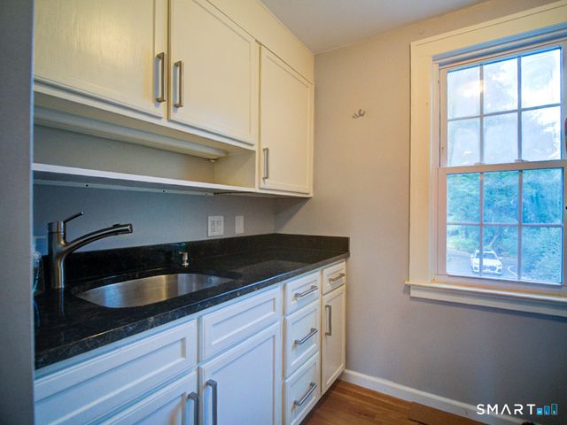 220 Ives Street, Hamden, CT 06518