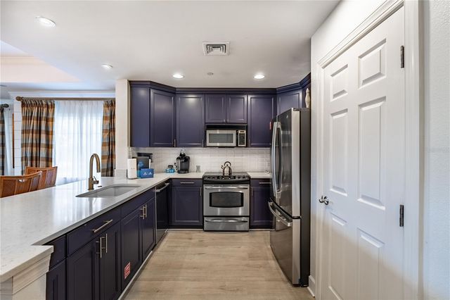 1354 CENTRE COURT RIDGE DRIVE 204, Reunion, FL 34747