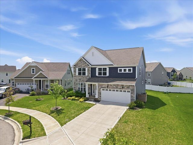 206 Topaz Court, Delaware, OH 43015