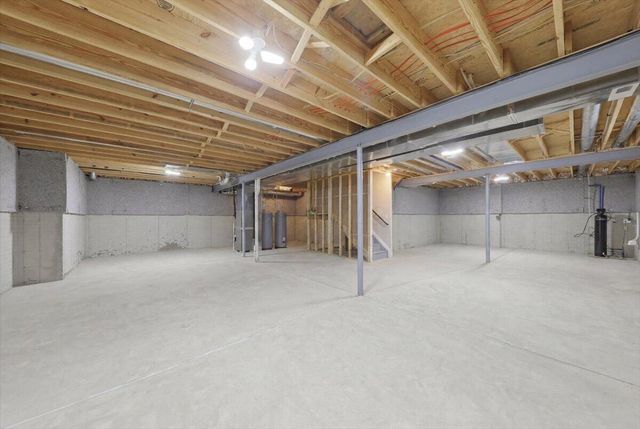206 Topaz Court, Delaware, OH 43015