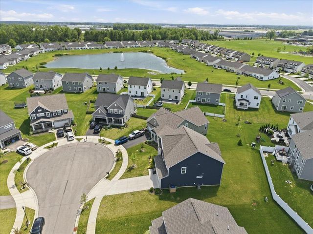 206 Topaz Court, Delaware, OH 43015