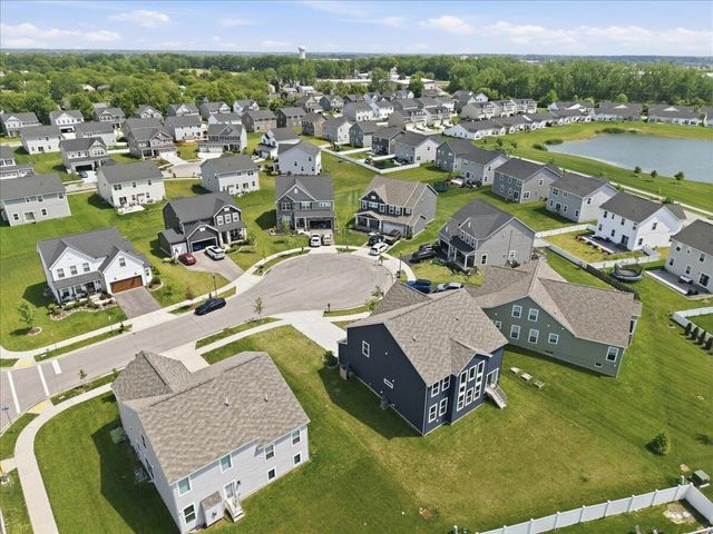 206 Topaz Court, Delaware, OH 43015