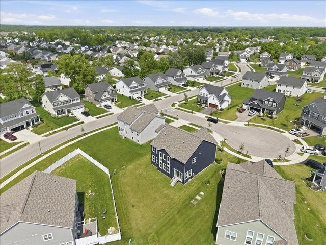 206 Topaz Court, Delaware, OH 43015