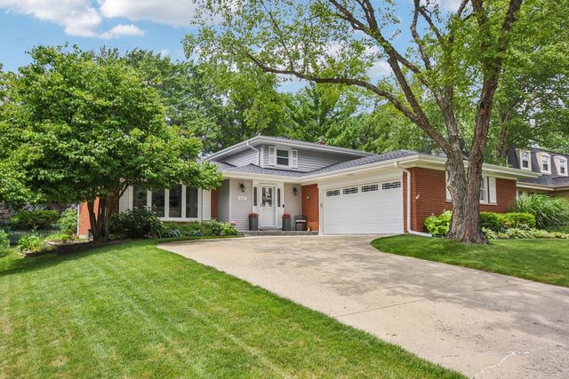 632 Huntington Lane, Schaumburg, IL 60193