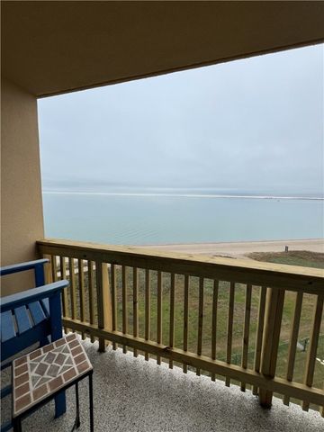 4000 Surfside Blvd 702, Corpus Christi, TX 78402