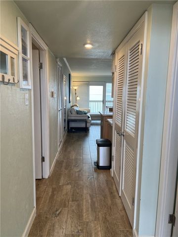 4000 Surfside Blvd 702, Corpus Christi, TX 78402