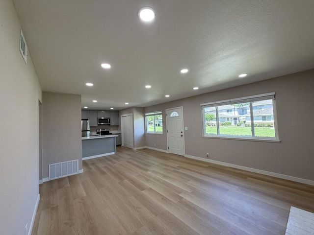 5479 Tyhurst 1, San Jose, CA 95123