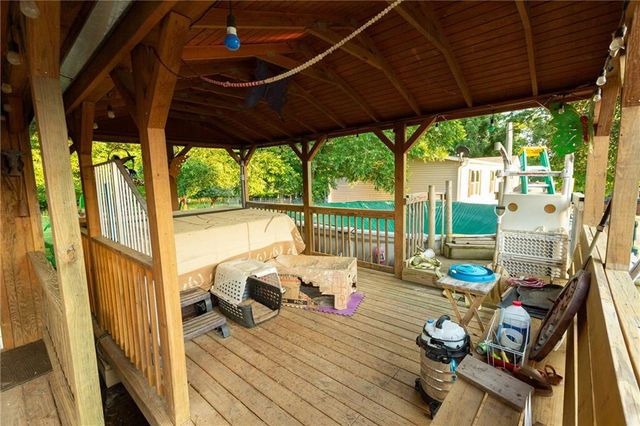 1318 NW 911P Road, Blairstown, MO 64726