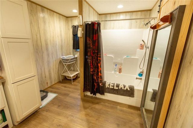 1318 NW 911P Road, Blairstown, MO 64726