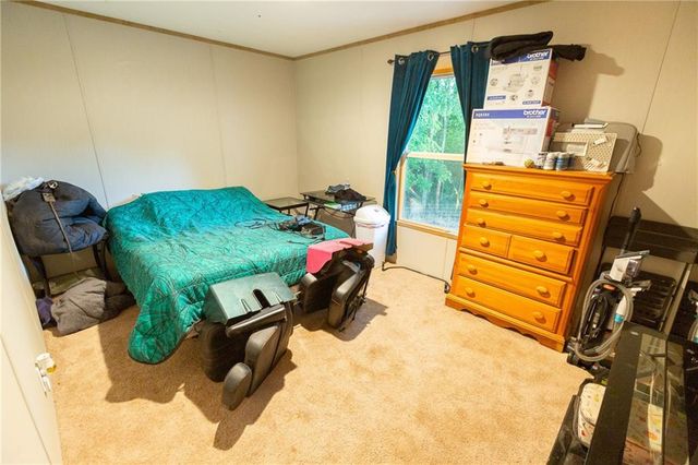 1318 NW 911P Road, Blairstown, MO 64726