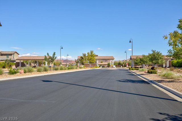 689 Monteverdi Peak Street, Henderson, NV 89011